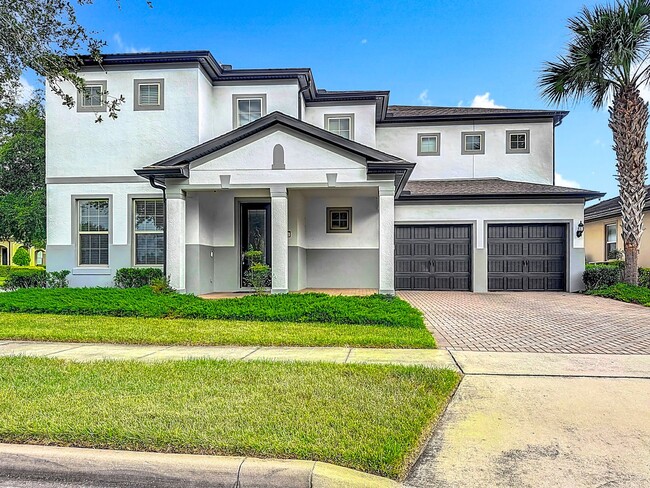 Building Photo - Executive Home with 5 bedrooms / four 1/2 ...