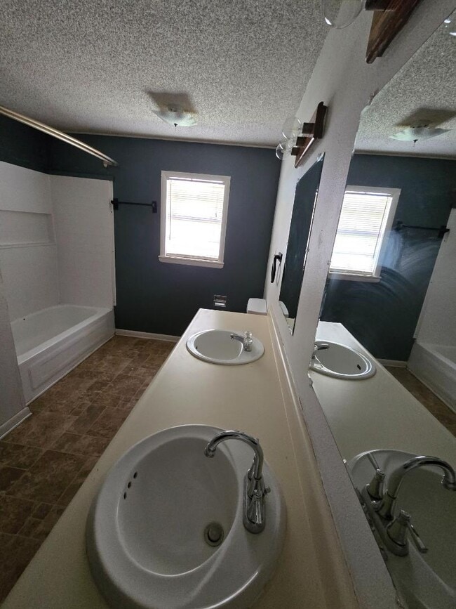 Photo - 222 N Harrison Ave
