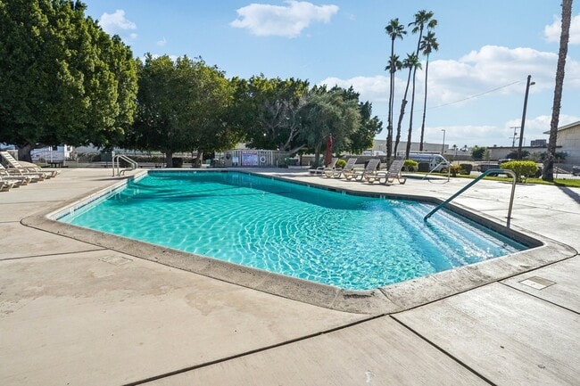 Desert Fountains at Palm Desert