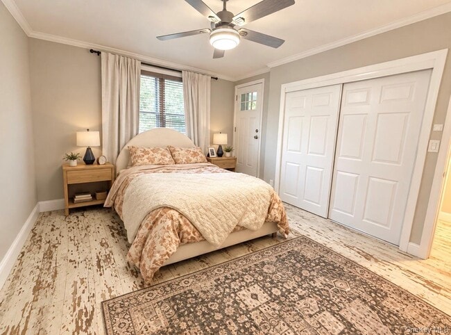 1133 Midland Ave Unit 2N