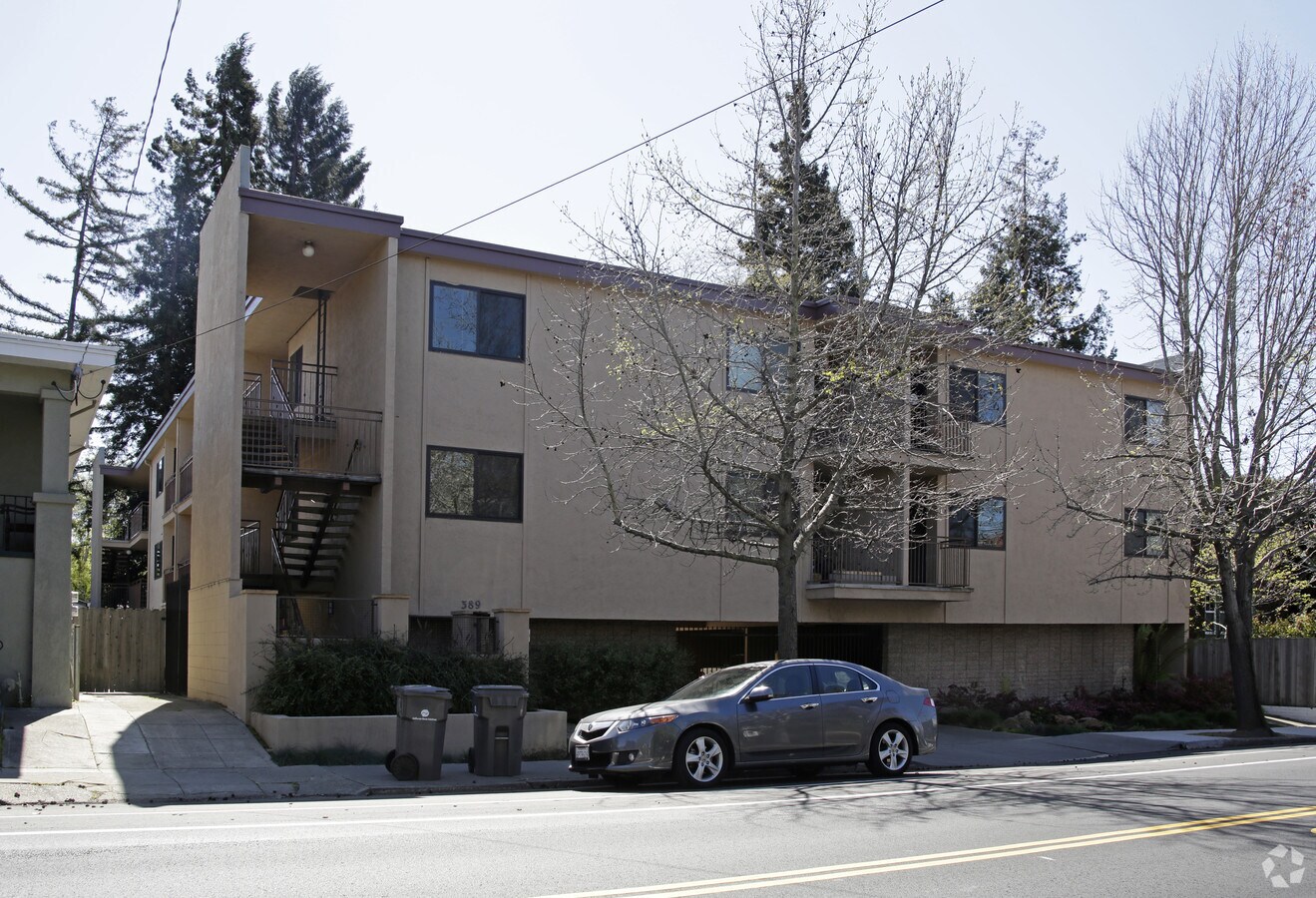 Photo - 389 Alcatraz Ave Apartments