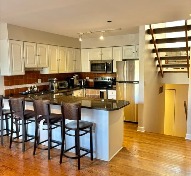 Photo - 1229 Central St