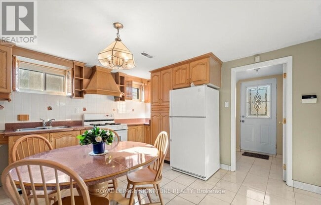 Photo - 64 Watney Crescent
