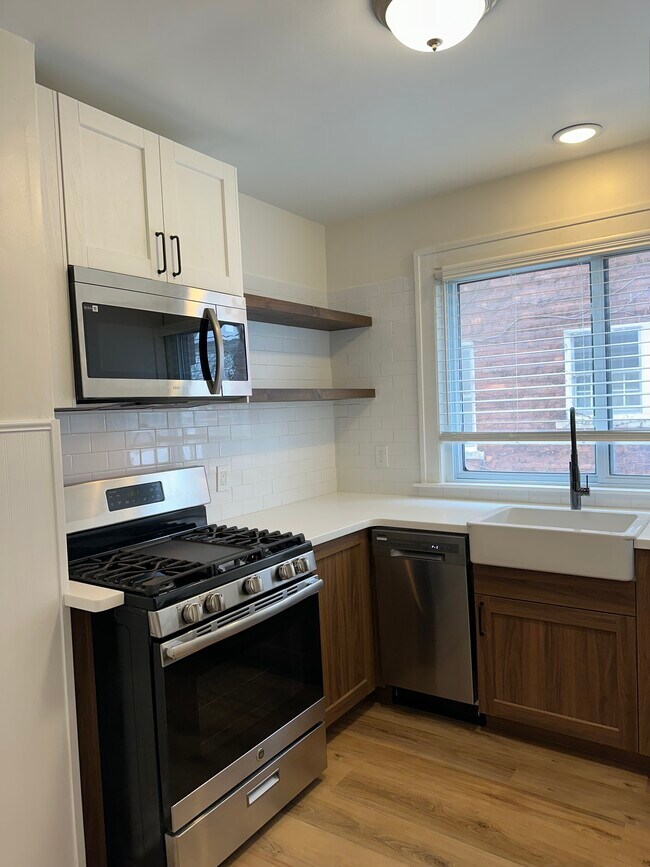 Kitchen - 240 E Marshall St