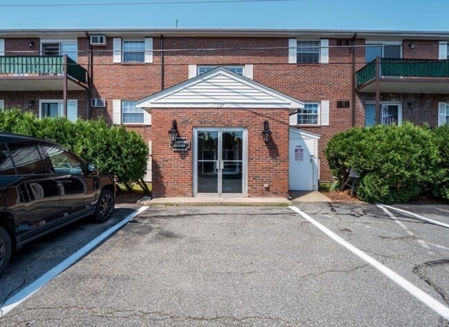 Photo - 237 N Main St Unidad 5