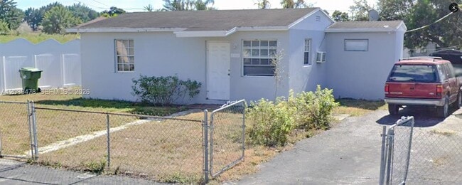 Photo - 2332 NW 14th Ct