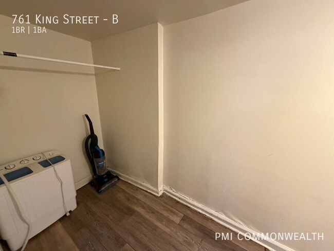 Photo - 761 King St Unit B