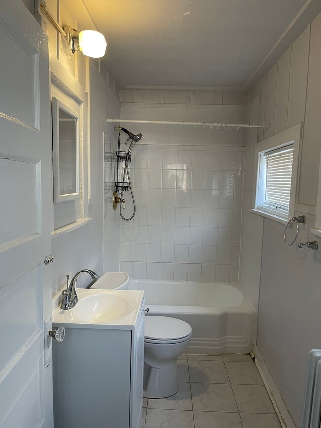 Photo - 7400 Rhode Island Ave