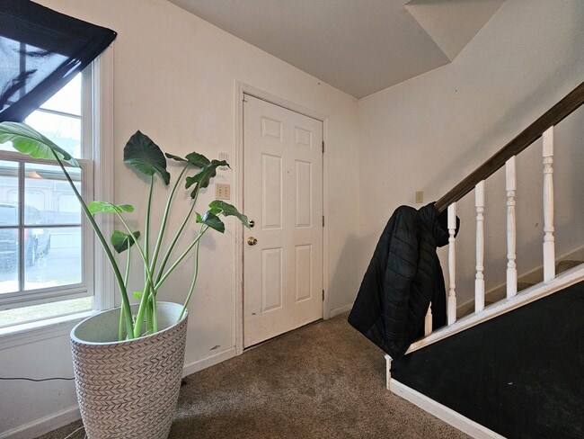 Photo - 70 Ironstone Dr