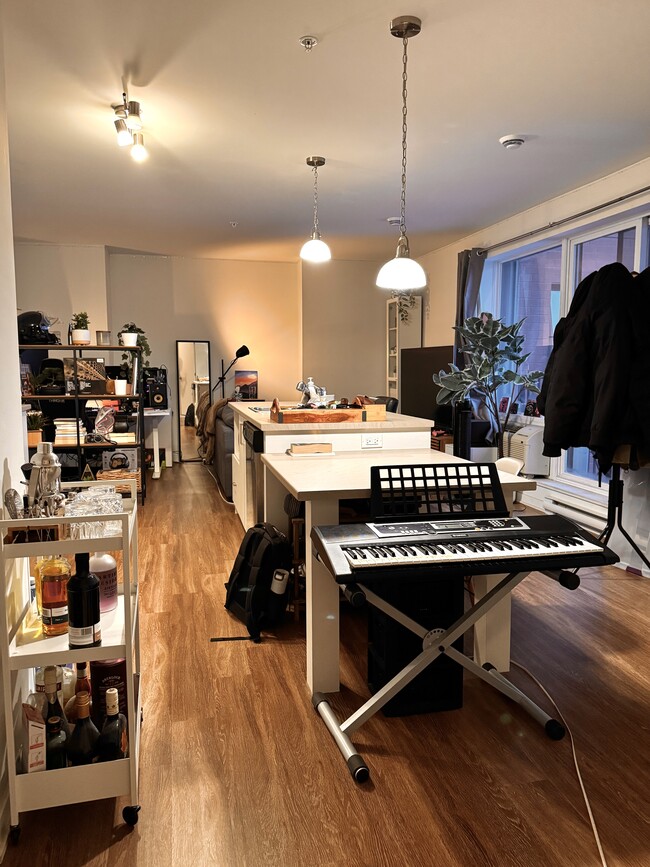 Espace principal - 4974 Pl De La Savane Unité 407