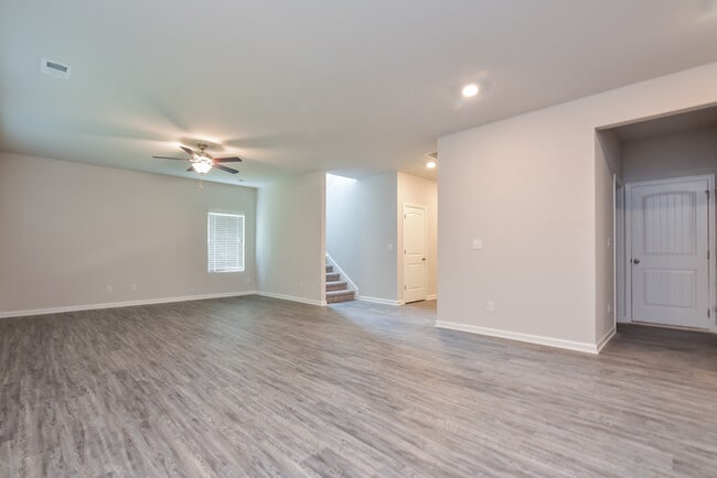 Photo - 2331 Danielle Blvd