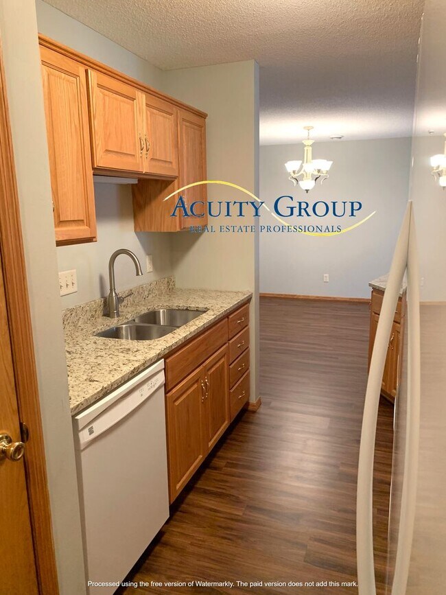 Photo - 3BR, 2BA, Champlin Townhome for Move in as soon as 9/1/2026