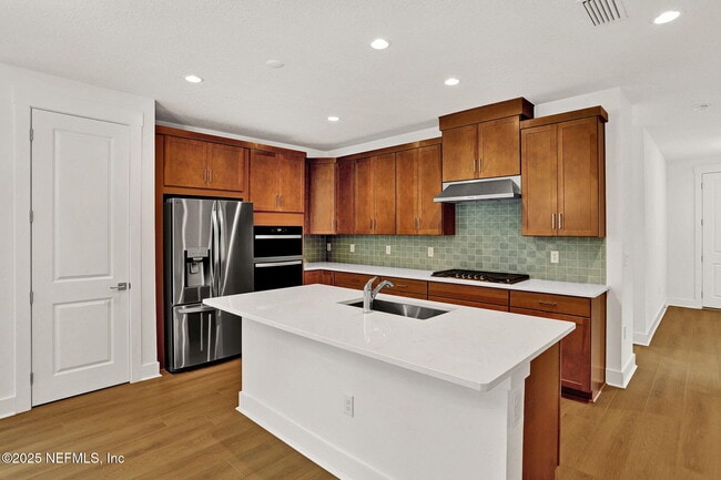 Photo - 119 Latham Dr