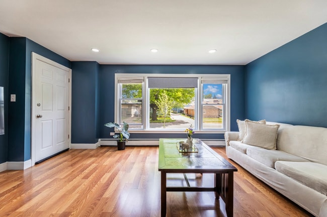 Photo - 3838 Ridgeland Ave Unidad 1