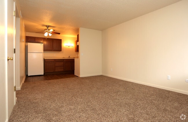 Woodlawn Park Apartments