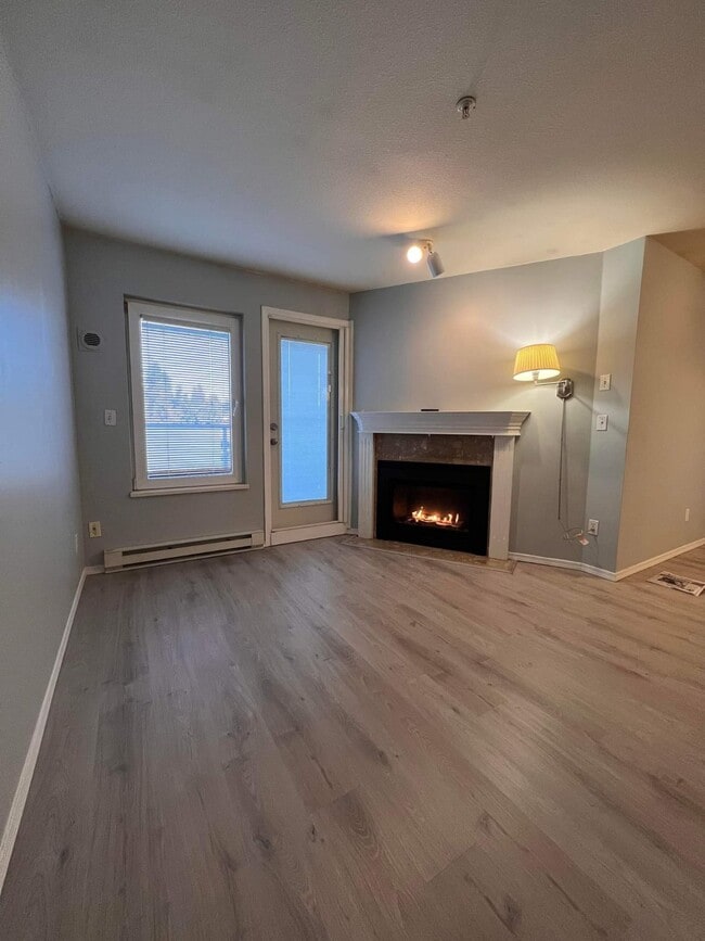 Photo - 5977 177B St Unit 310