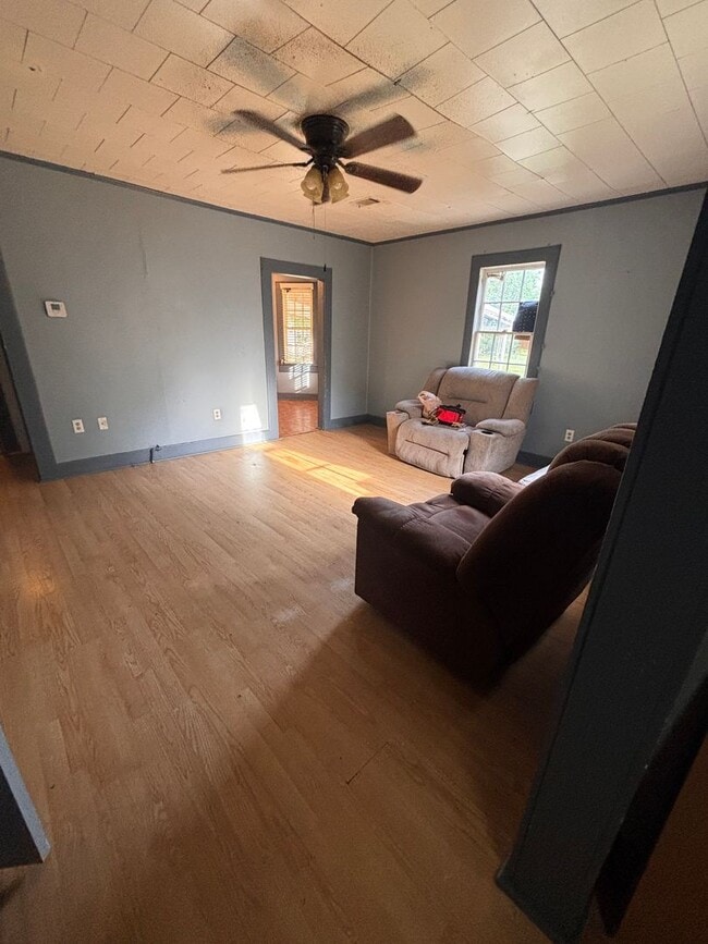 Photo - 2 Bedroom, 1 Bath