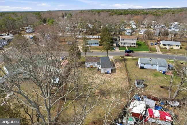 Photo - 4 Coville Dr