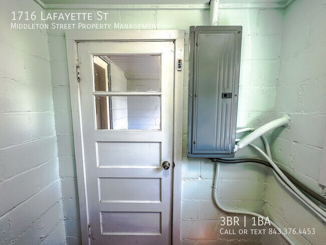 1716 Lafayette St