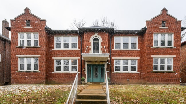 Building Photo - 7350 Amherst Ave Unit 2E Rental