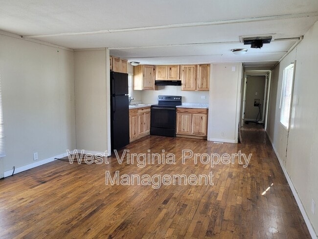 Photo - 432 Pocahontas St W