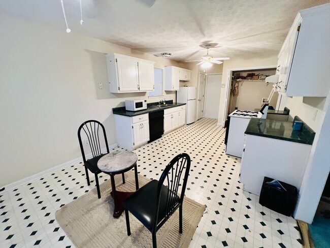 Photo - 514 Vineyard Rd