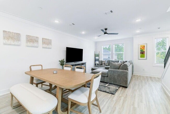 Photo - 125 Blue Eden Lp Unit ID1447105P