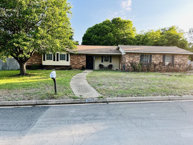 Photo - 405 Brenda Dr