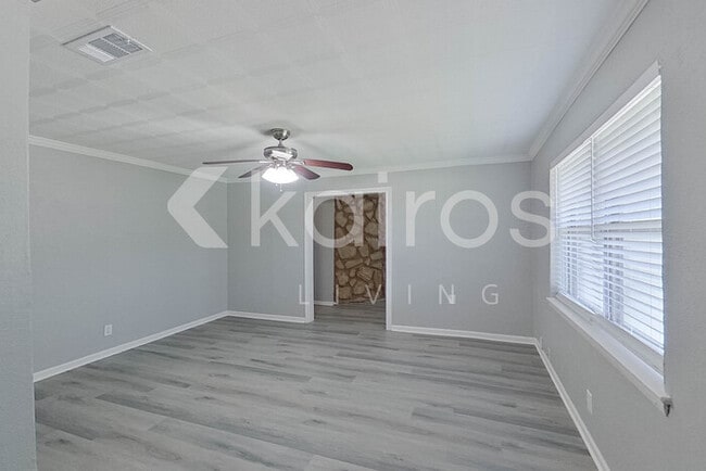 Photo - 111 Evelyn St