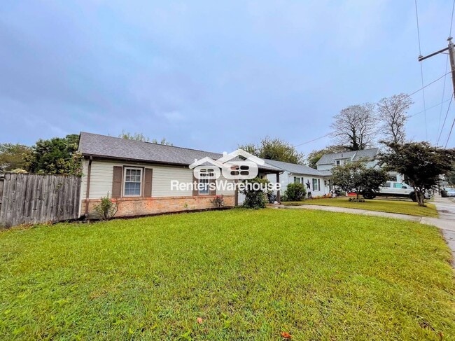 Photo - 1074 Bland St