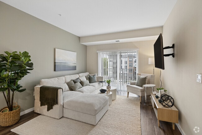 2BR, 2BA - 1,072SF - Living Room