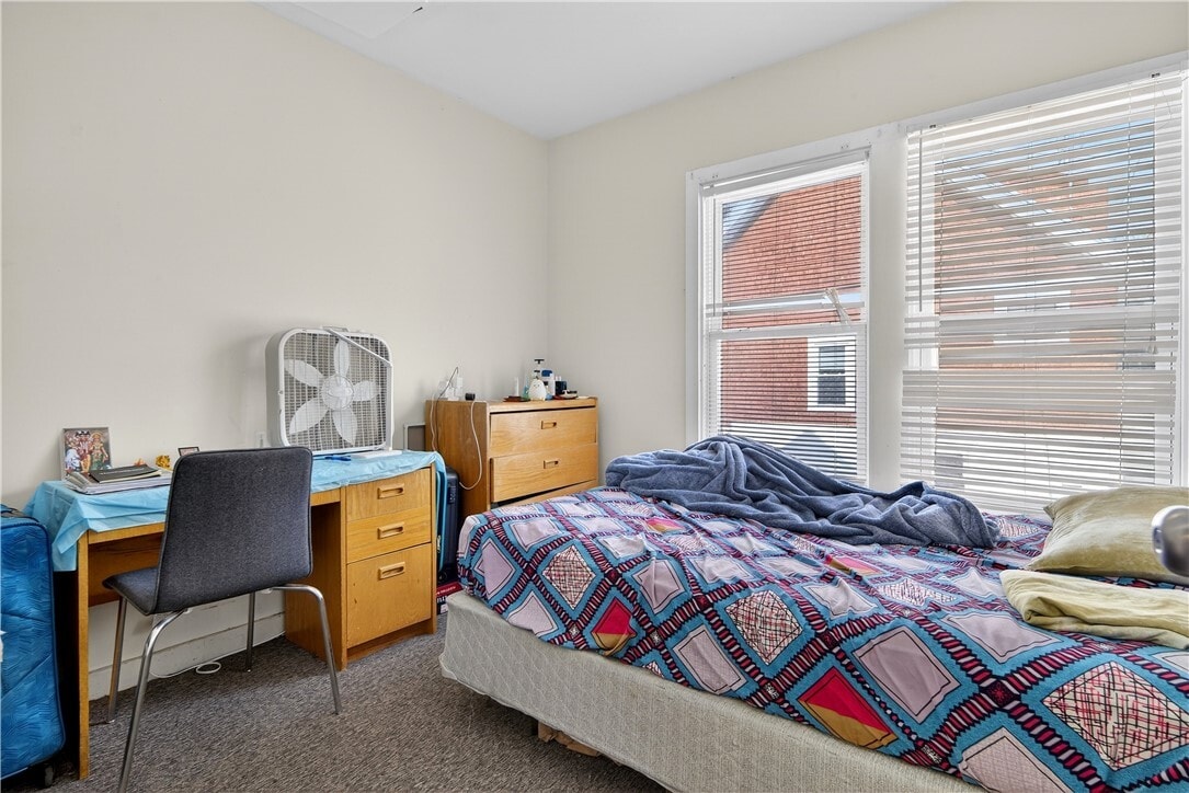 Photo - 303 Cornell St