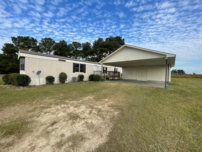 Photo - Country Living at its Best