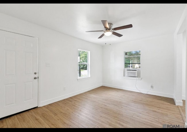 Photo - 2854 Yazoo St