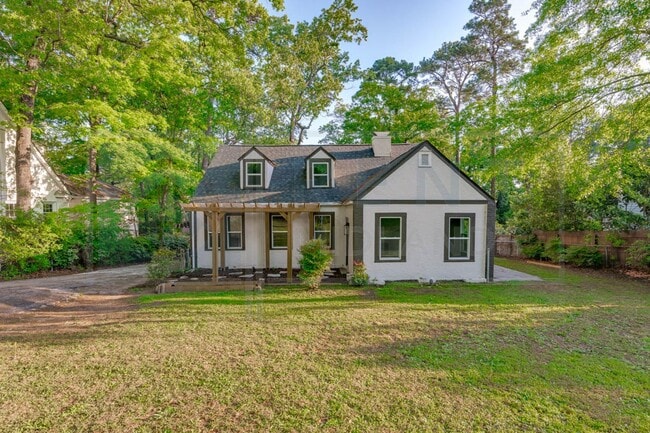 Building Photo - 2903 Trenholm Rd