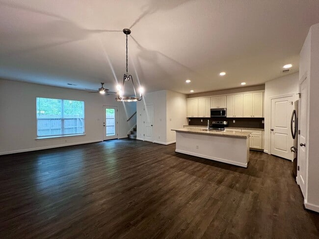 Photo - 2542 Fieldsway Dr