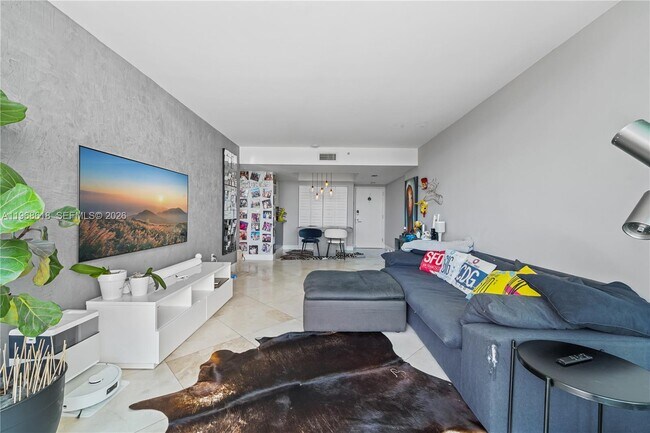 Photo - 650 West Ave Unit 506