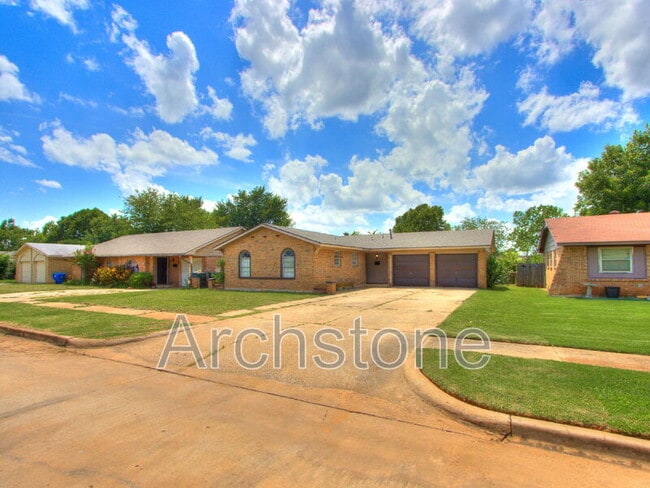 Building Photo - 4501 Meadowvale Dr Rental