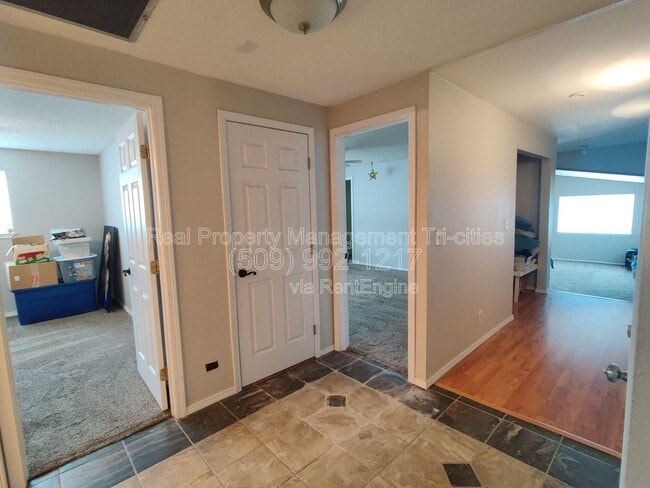 Photo - 7113 W Arrowhead Ave