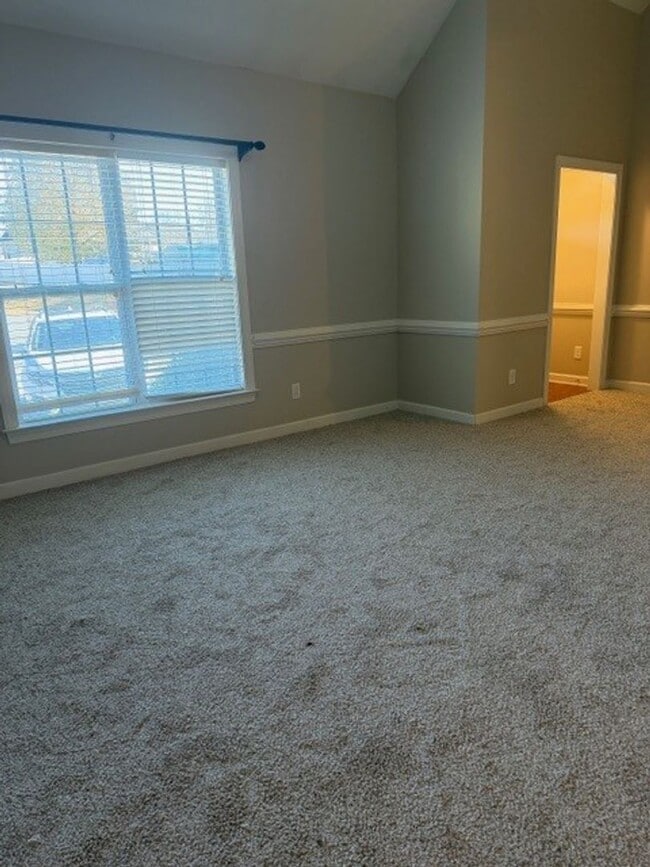 Photo - 105 Tillage Pl