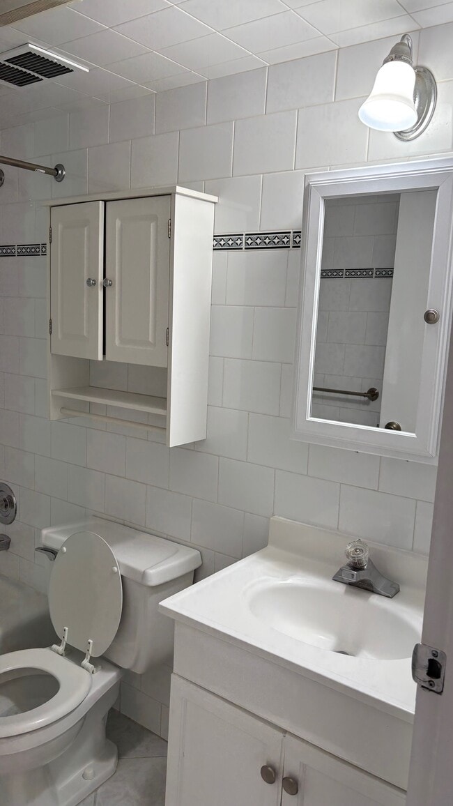 Photo - 30-13 Prospect St Unidad 30-13