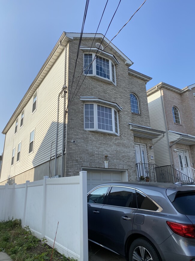 Photo - 725 Jersey St Unit 2