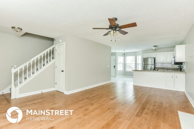 Photo - 610 Hogan Dr