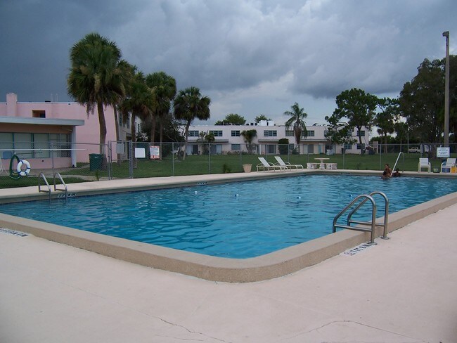Country Club Apartments For Rent In Merritt Island Fl Forrent Com