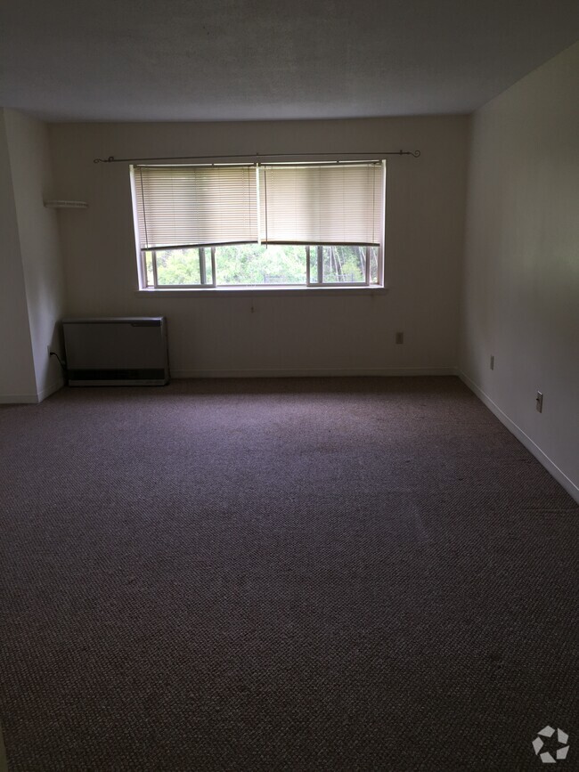 Building Photo - 190 Quarry Hill Rd Unit Quarry Hiill Rental
