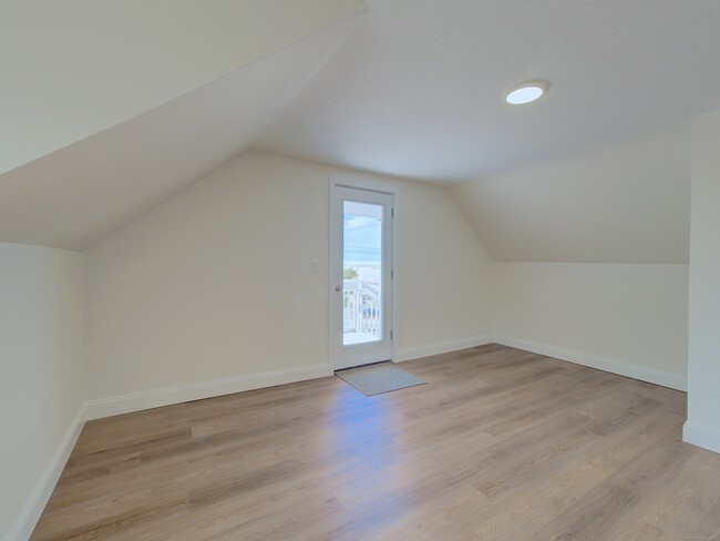 Photo - 16 Benham Rd House