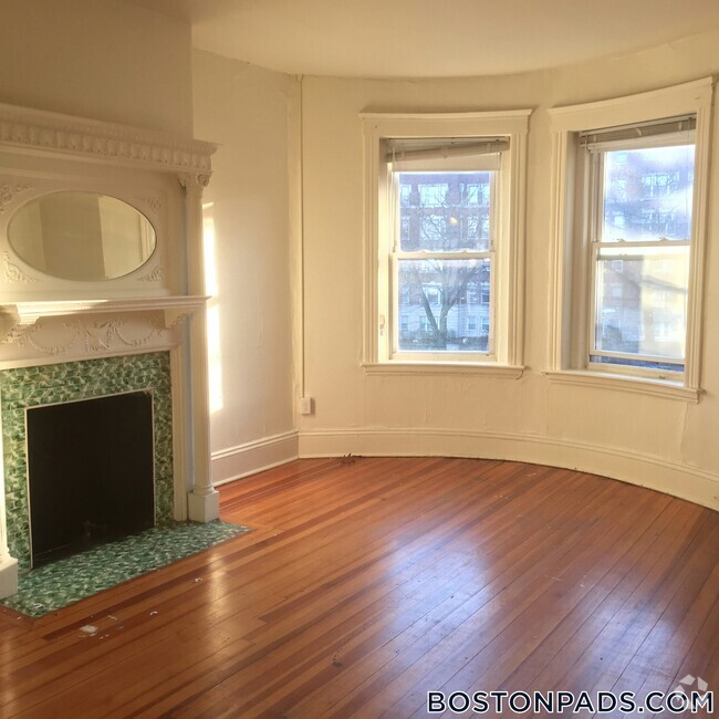 Building Photo - 1377 Commonwealth Ave Rental