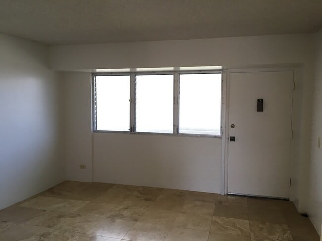 Photo - 1516 Ward Ave Unit Westview Plaza 404