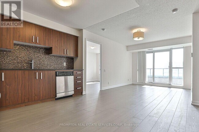 Photo - 17 Anndale Dr Unit 2302