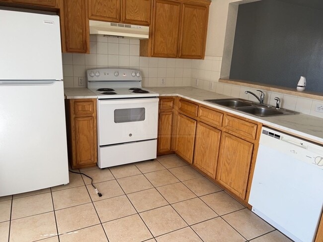 Photo - 2814 Windmill Ct